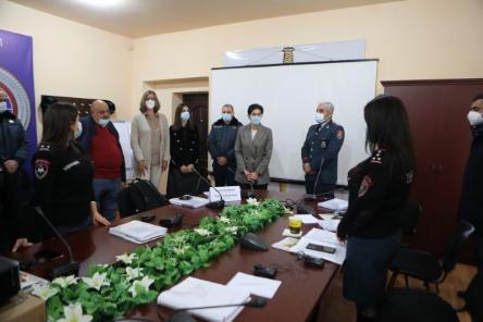Հայաստանի ոստիկանության դասընթացավարների վերապատրաստում. կանանց նկատմամբ բռնության և ընտանեկան բռնության կանխարգելման և դրա դեմ պայքարի ուսումնական ձեռնարկի ներկայացում