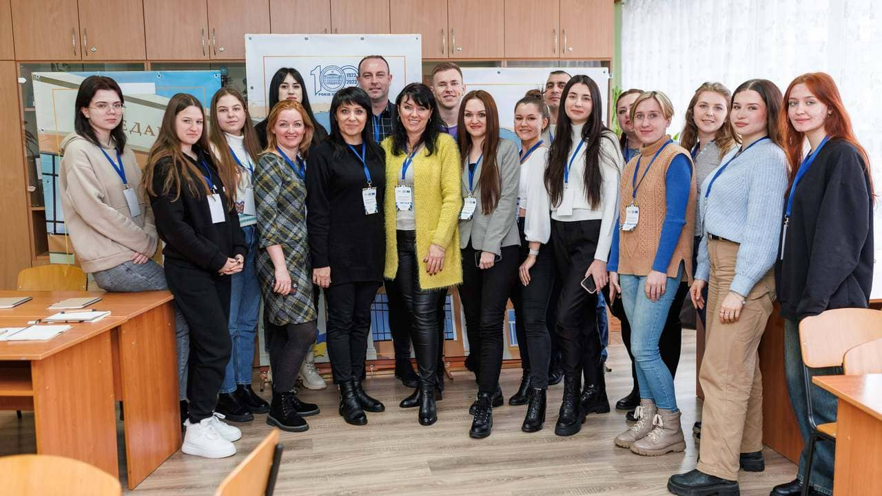 Ініціативи, реалізовані з метою забезпечення кращої громадянської участі молодих представників та представниць національних спільнот в Україні