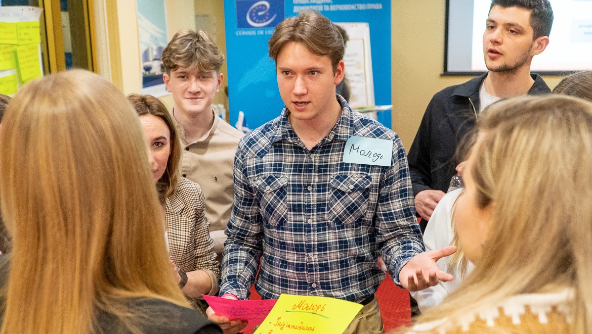Ukrainian Youth Forum 2025: invitation to participate