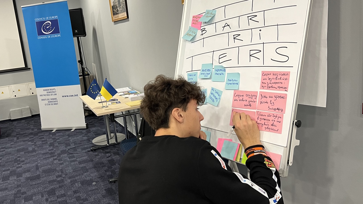 Grants: Supporting Youth Work Access Initiatives for Young People