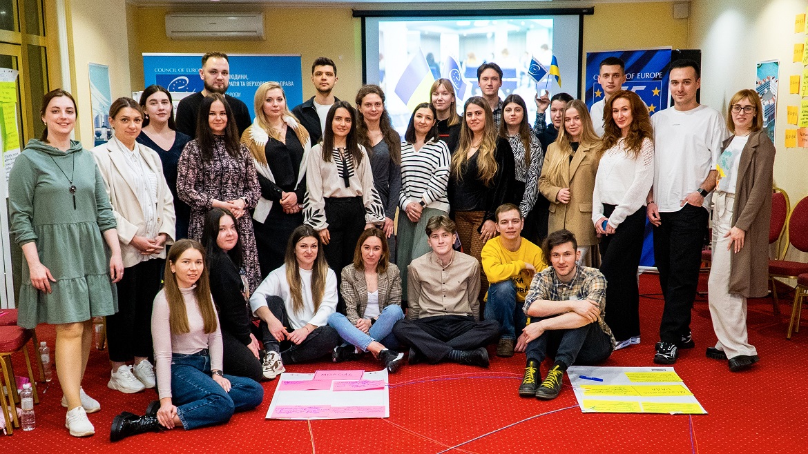 Young activists from 14 oblasts of Ukraine are prepared to participate in democratic processes