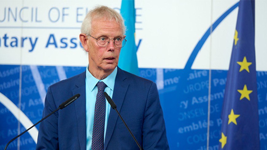 PACE President Tiny Kox, in final address to ministers, calls for a just and lasting peace in Ukraine