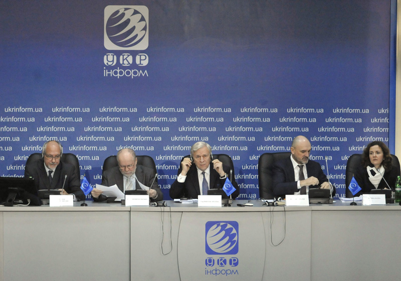 Presentation by Sir Nicolas Bratza of the Panel's Odesa Report at the Press Conferences on 4 and 5 November