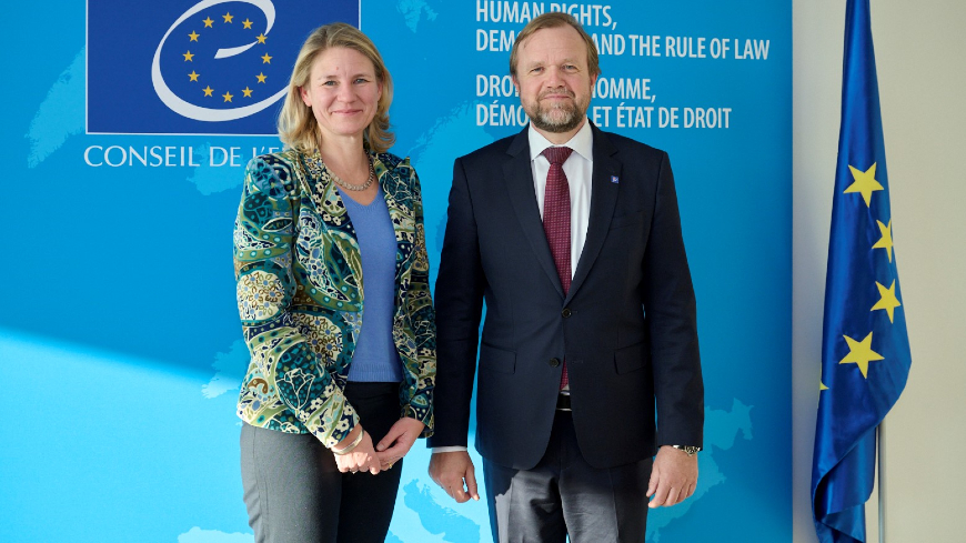 Netherlands makes a voluntary contribution