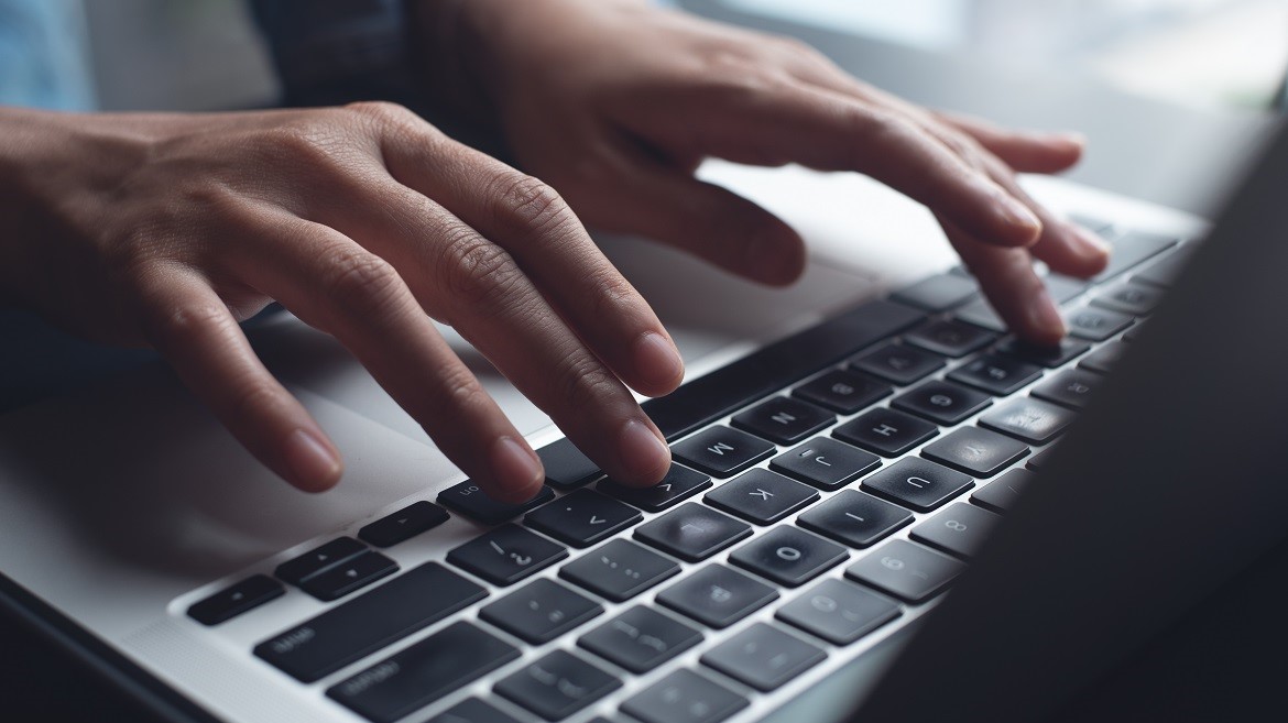 Competition for computer equipment, software for the provision of services to internally displaced persons and returnees