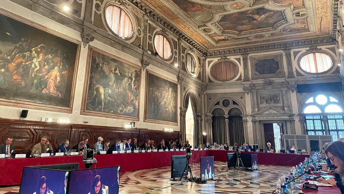 Венеційська комісія Ради Європи ухвалила Спільний висновок amicus curiae з деяких питань, пов’язаних з обранням та дисциплінарною відповідальністю членів Вищої ради правосуддя