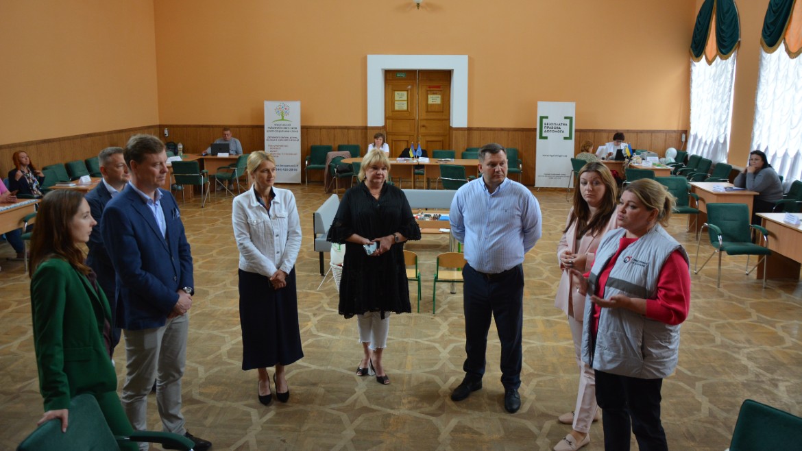 Visits to the Coordination Headquarters for the Treatment of Prisoners of War and the Consultation Center for Internally Displaced Persons
