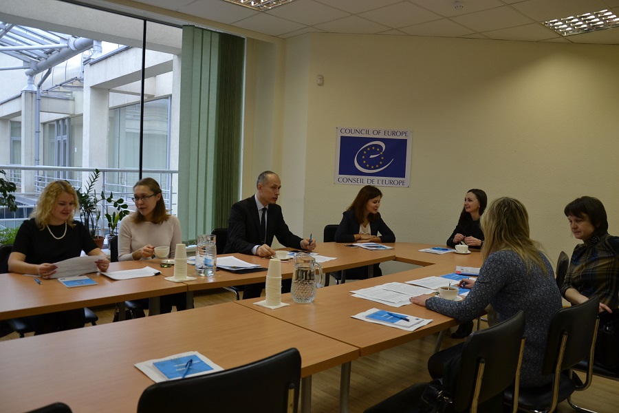 The working sub-group meeting on confirmation of civil status and agreements, and recognition of relevant legal facts held on 2 March 2017 was supported by the Council of Europe Project “Strengthening the human rights protection of internally displaced persons in Ukraine”