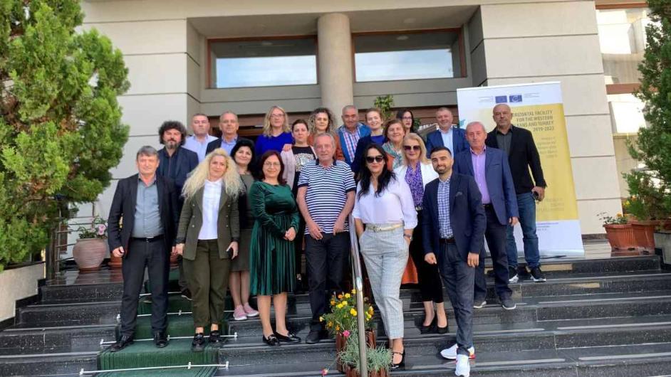 Përfaqësuesit shqiptarë të zbatimit të ligjit trajnohen mbi standardet e lirisë së shprehjes: siguria dhe mbrojtja e gazetarëve