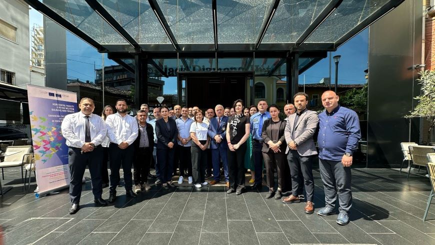 Towards a sustainable training network in the prisons of Albania, through the development of local trainers.