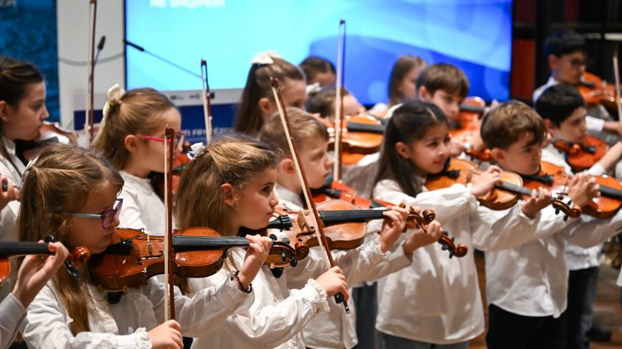 Schools for Integrity: Young people speak out through debate and art