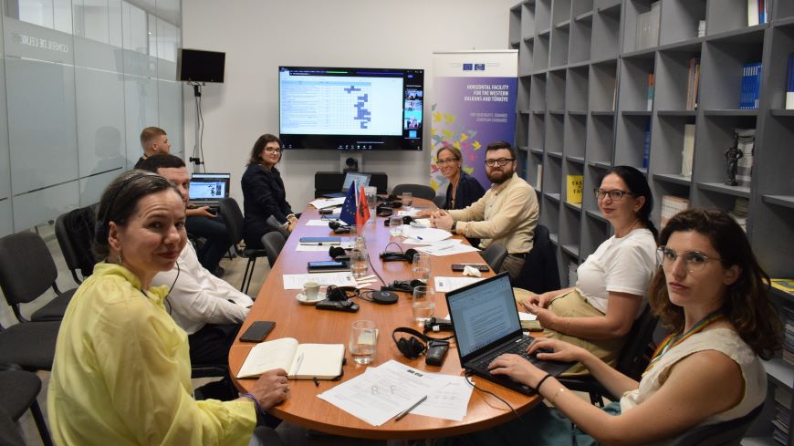 Partnerët shqyrtojnë progresin dhe prioritetet për të forcuar mbrojtjen e të drejtave të pronës në Shqipëri