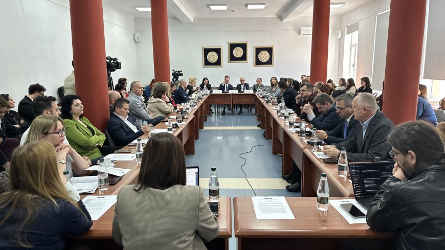 Media, Civil Society, and Public Authorities Partnering for Media Reform in Albania