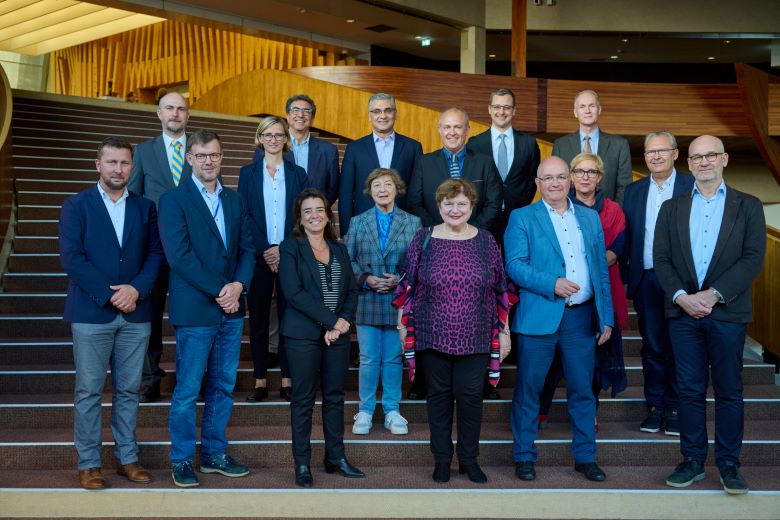 76th plenary meeting of the Advisory Committee