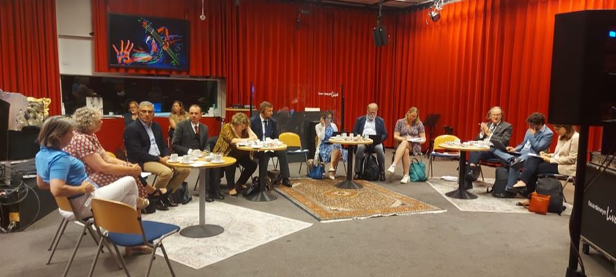 Pays-Bas : visite du Comité consultatif de la Convention-cadre pour la protection des minorités nationales et du Comité d’experts de la Charte européenne des langues régionales ou minoritaires