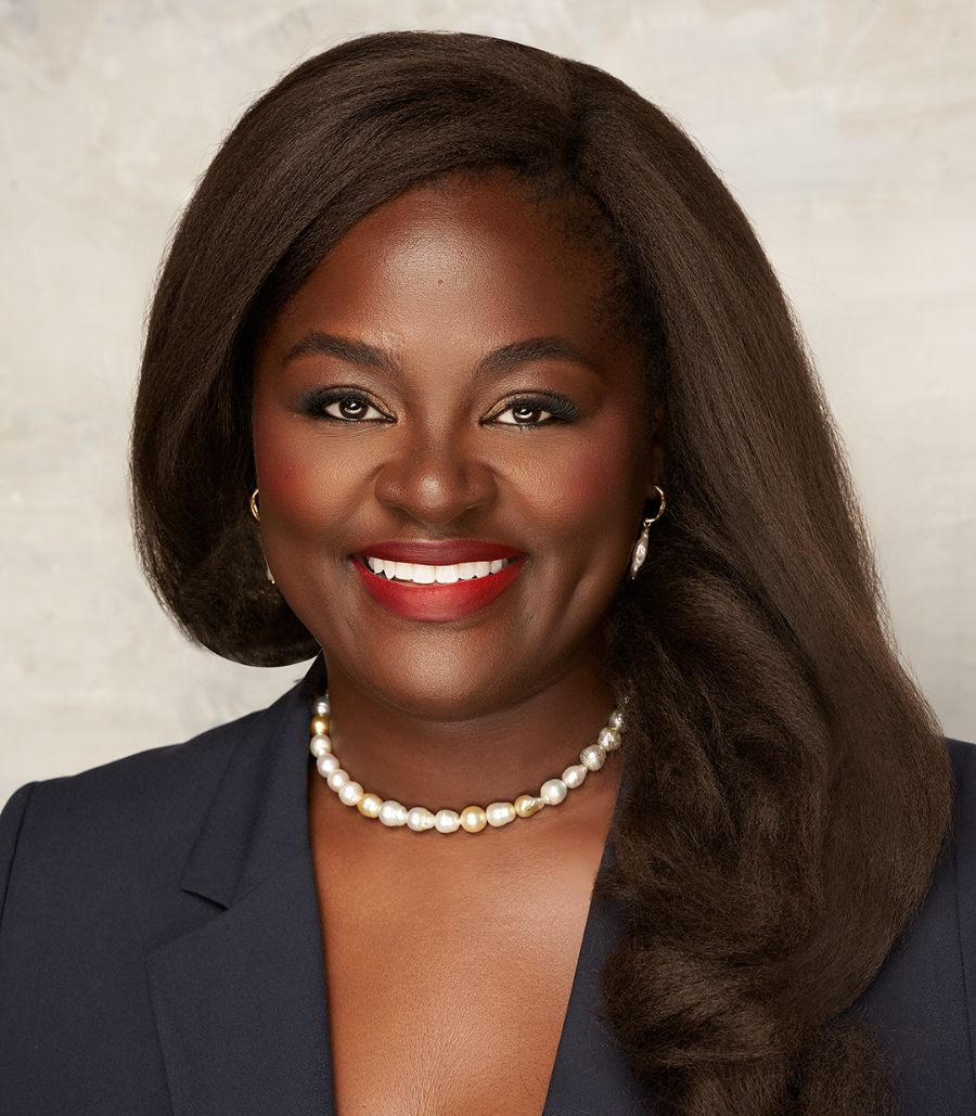 Akua GYEKYE