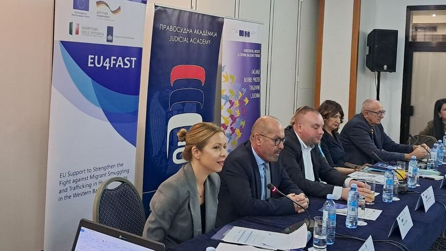 Унапређивање институционалног одговора на проблем трговине људима у циљу радне експлоатације