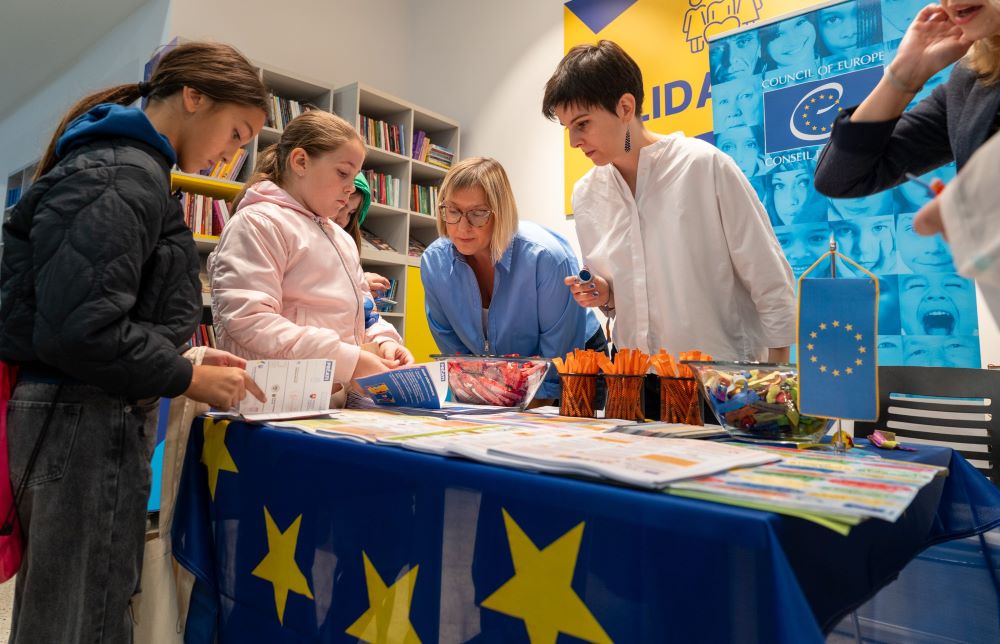 Jezici nas ujedinjuju! Evropski dan jezika u Beogradu oživeo je jezičku raznolikost Evrope