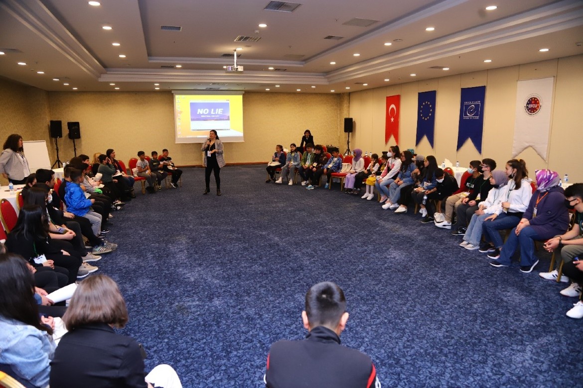 Temel Eğitimde Demokrasi Kültürünün Güçlendirilmesi Projesi Kapsamında Ankara’da Çocuk Çalıştayı Düzenleniyor
