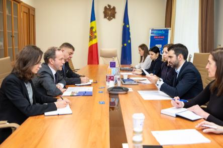 Implementarea Strategiei de reformă a administrației publice și agenda pentru o  guvernare deschisă - discutate de conducerea Oficiului Consiliului Europei la Chișinău cu Artur Mija, secretarul general al Guvernului Republicii Moldova