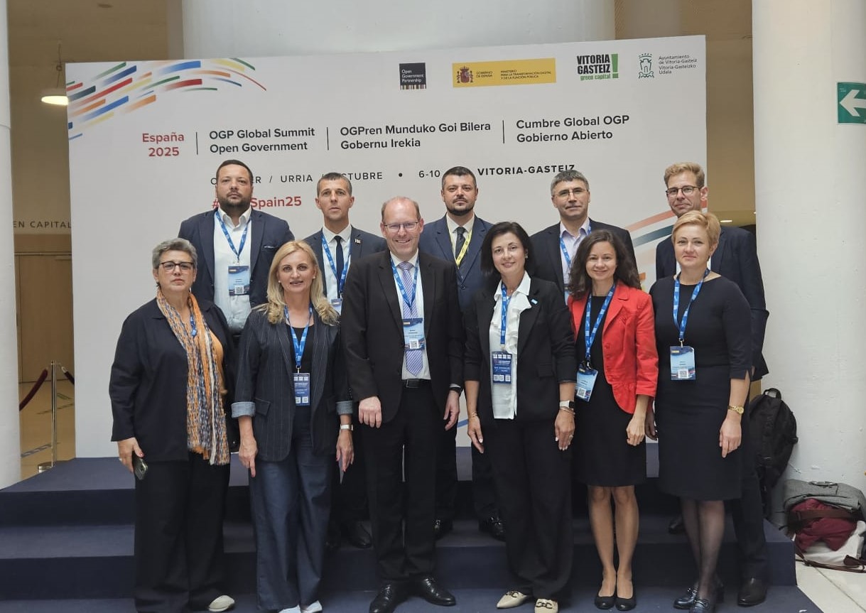 Autoritățile locale și centrale din Republica Moldova se alătură dialogului global privind guvernarea deschisă