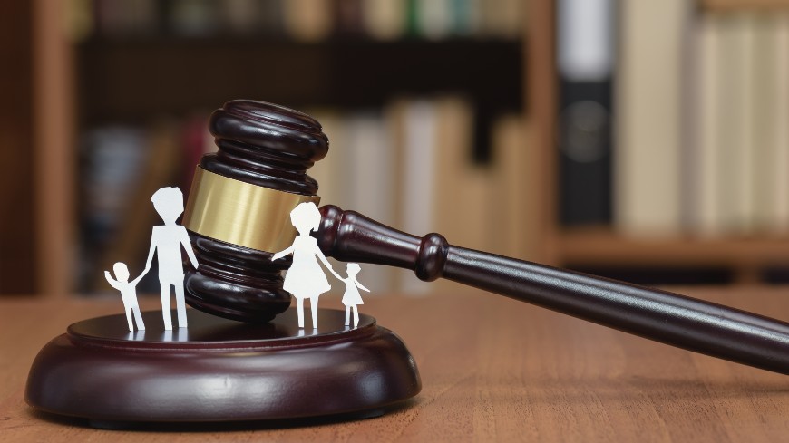 Committee of Experts on the Rights and the Best interests of the child in parental separation and in care proceedings (CJ/ENF-ISE)