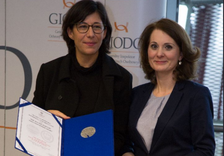 Sophie Kwasny reçoit le 1er Prix ‘Michał Serzycki’ pour la  Protection des Données