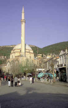 Shadervan Square and Sinan Pasha Mosque