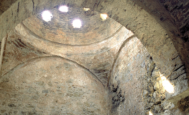 Women's section - cupola of the warm room
